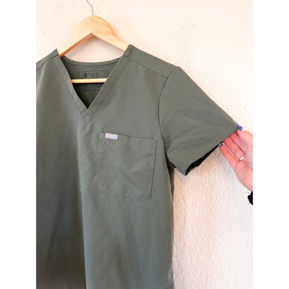 FIGS Catarina Scrub Top Small Petite Olive Green Scrub Top - Picture 2 of 5